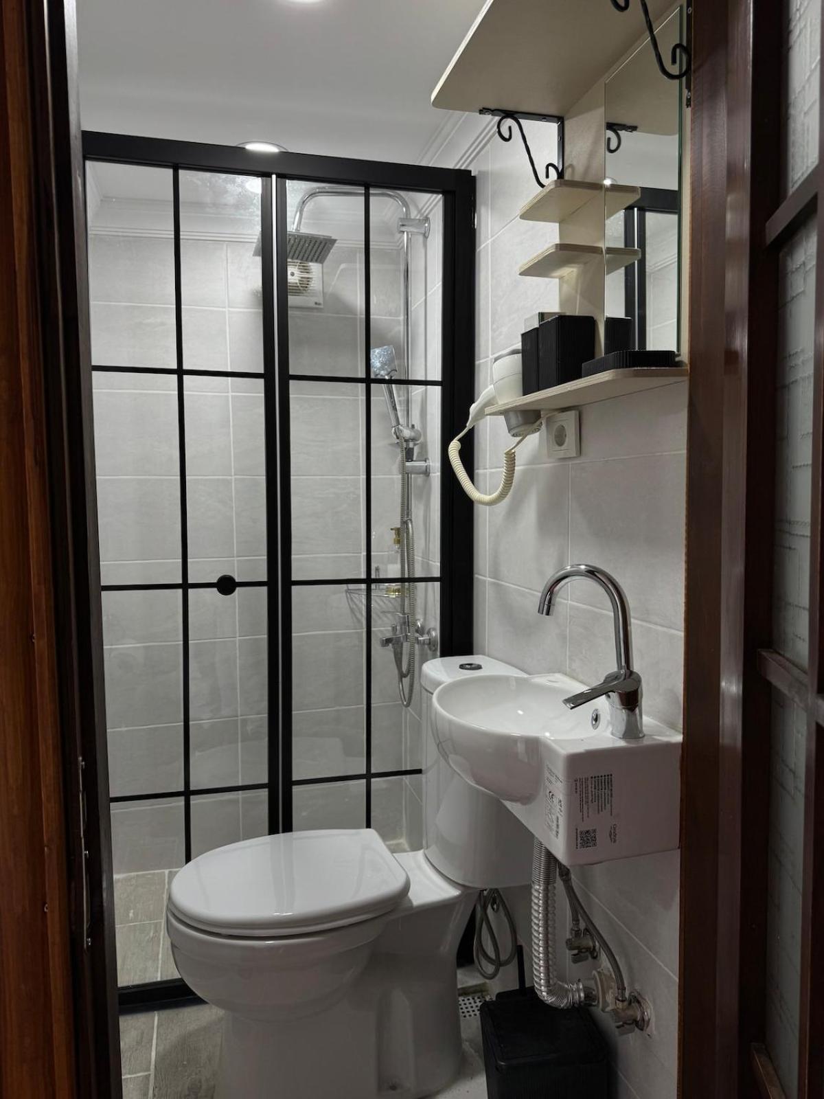 Apartament Perahomes View Wooden Flat *