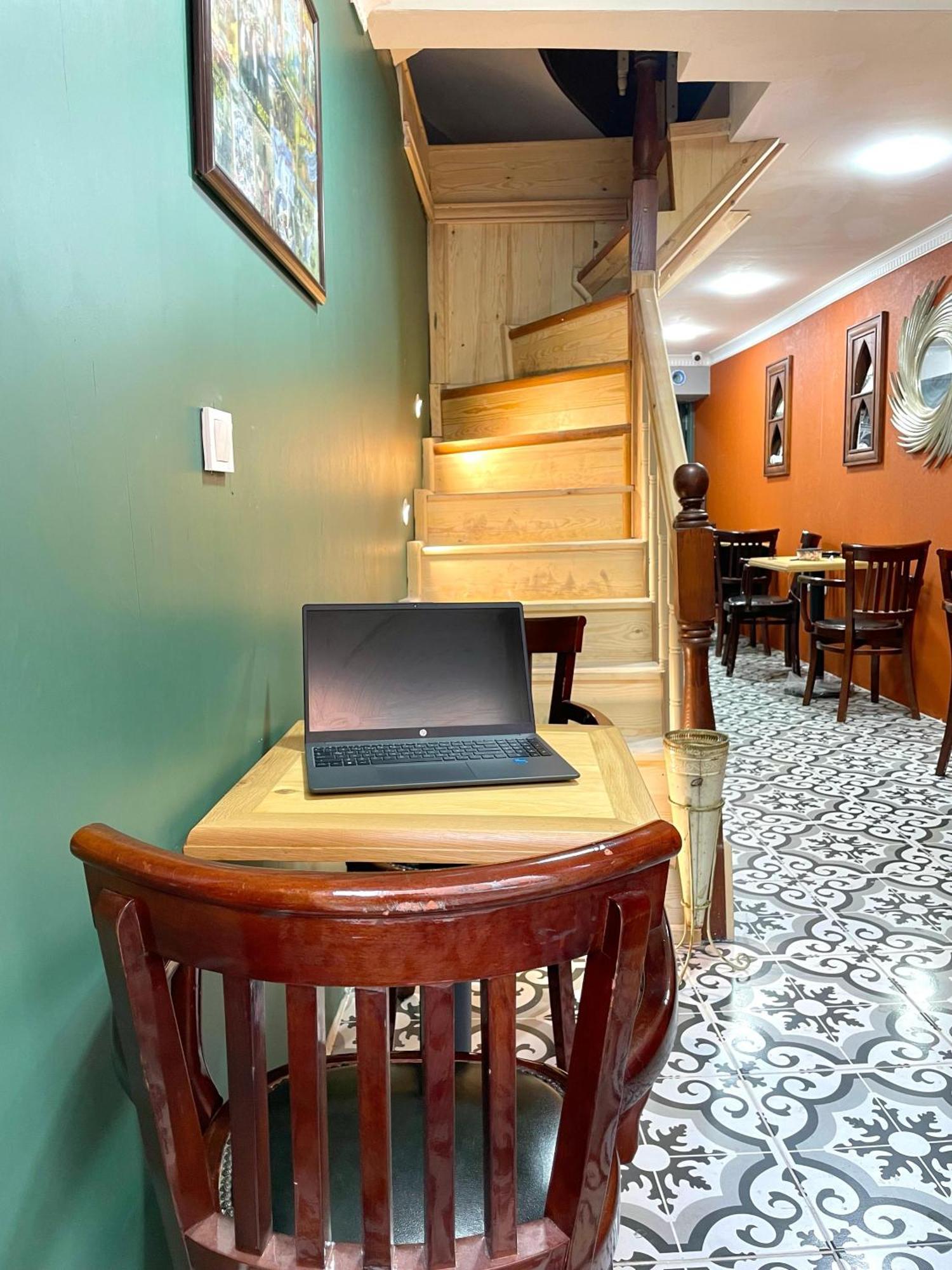 Apartament Perahomes View Wooden Flat